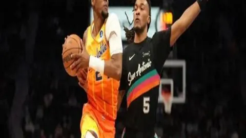 莱昂纳多助力双喜，冯劲进球，海港2-0胜亚泰，连胜势头强劲